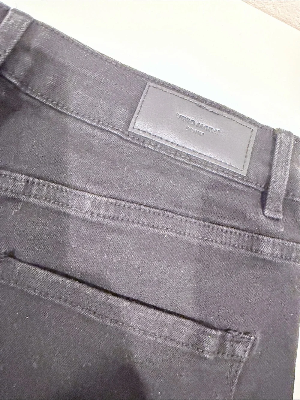 Vero Moda Black Cuffed Denim Shorts